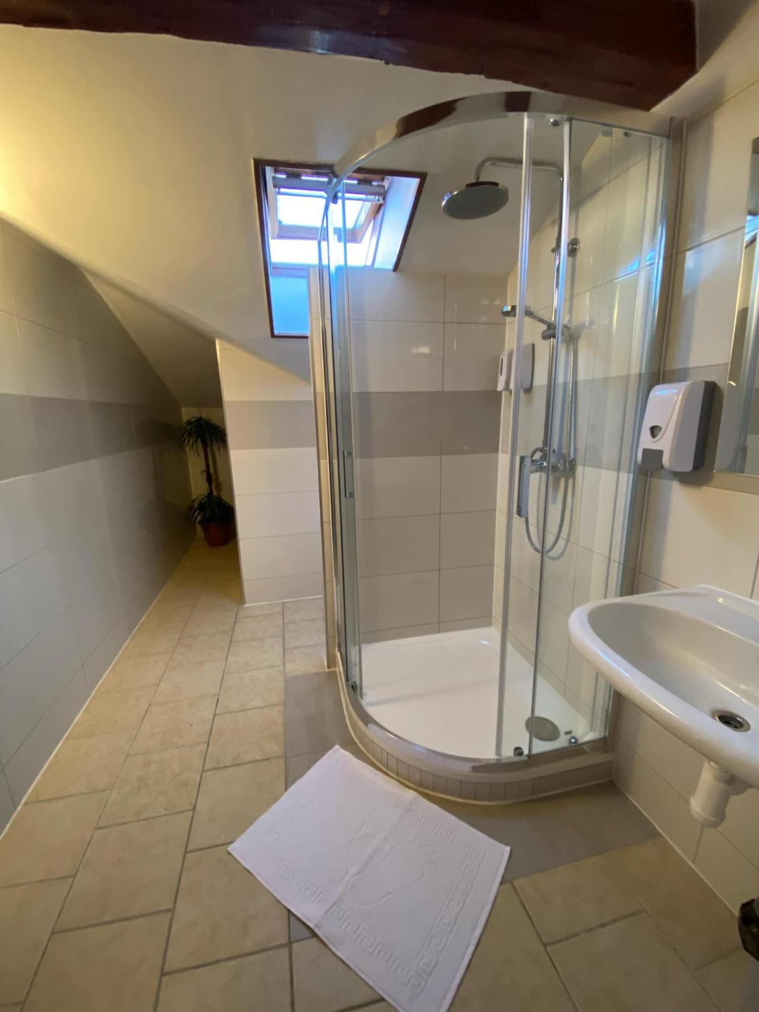Hotel U Radnice As Aš المظهر الخارجي الصورة